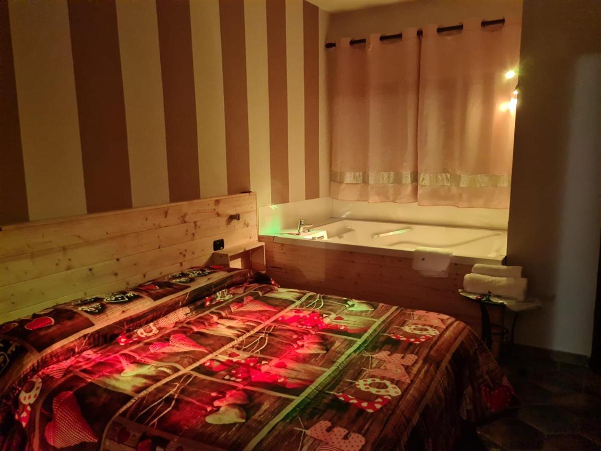 Hotel Sirio Boscotrecase Kültér fotó