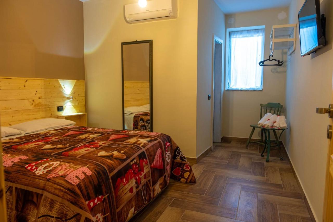 Hotel Sirio Boscotrecase Kültér fotó