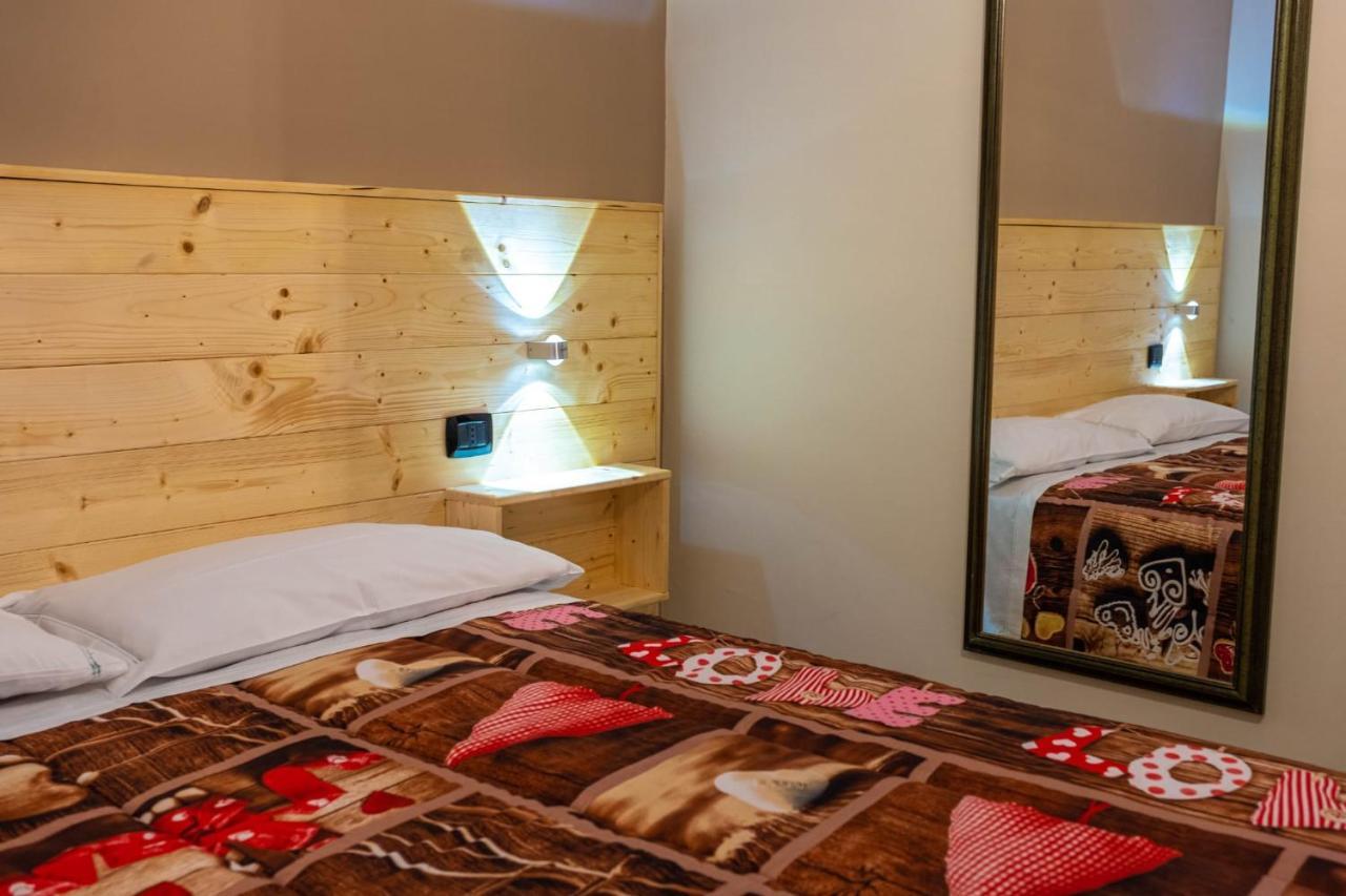 Hotel Sirio Boscotrecase Kültér fotó